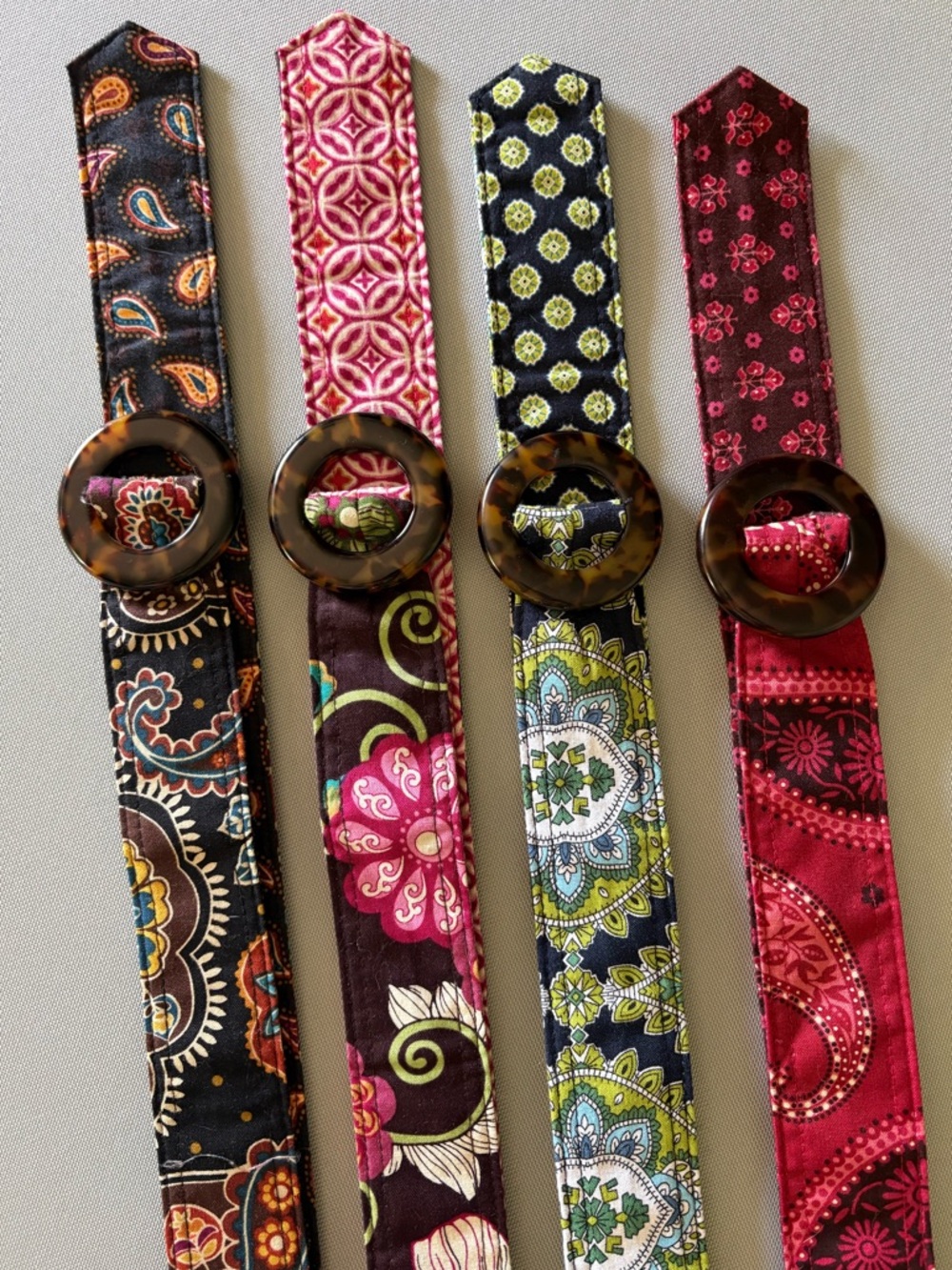 4 Vera Bradley Reversible Multicolor Patterned Fabric Belts Tortoiseshell Rings